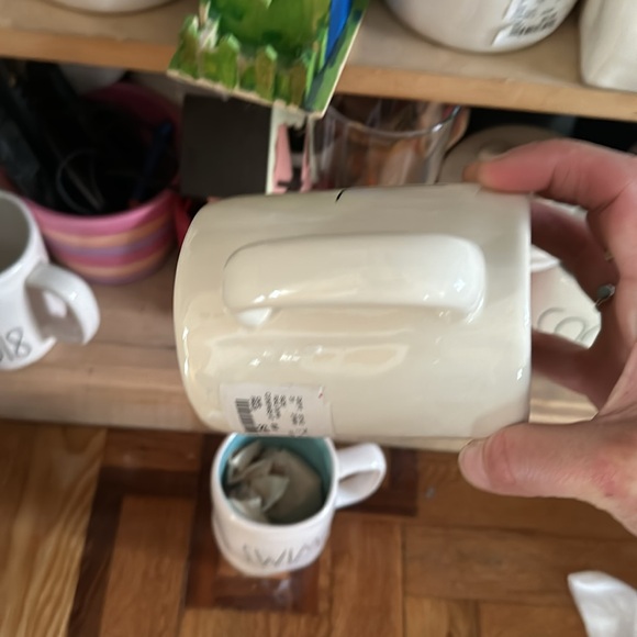 Rae Dunn travel mug - Picture 4 of 4